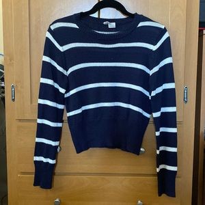 Cropped knit sweater